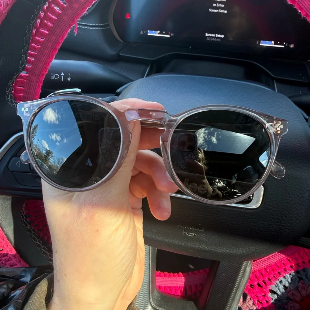 Otis eyewear Omar crystal blush/ Smokey blue polarized sunglasses